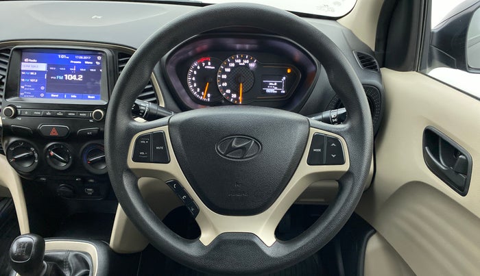 2020 Hyundai NEW SANTRO SPORTZ 1.1, Petrol, Manual, 19,168 km, Steering Wheel Close Up