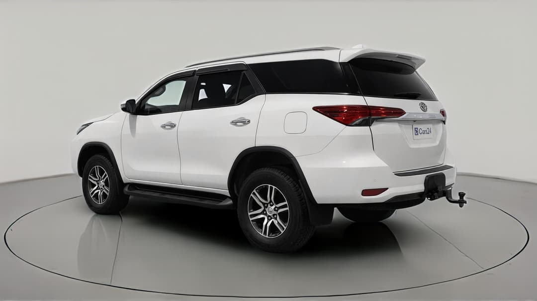 2022 Toyota Fortuner Gxl, Automatic, 48935 km, Left Back Diagonal (45- Degree) View