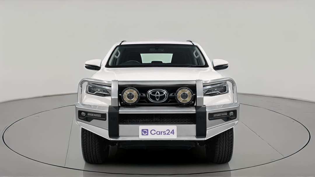 2022 Toyota Fortuner Gxl, Automatic, 48935 km, Front View