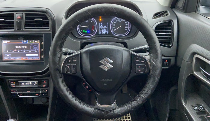 2016 Maruti Vitara Brezza ZDI PLUS, Diesel, Manual, 97,431 km, Steering Wheel Close-up