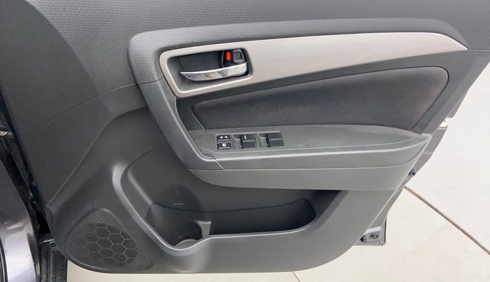 2016 Maruti Vitara Brezza ZDI PLUS, Diesel, Manual, 97,431 km, Driver Side Door Panels Controls