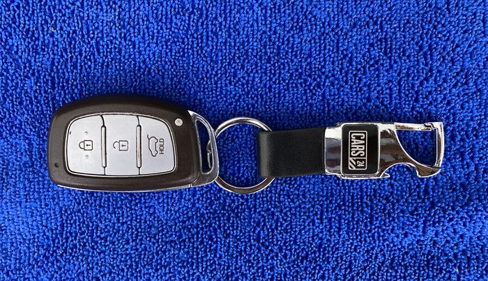 2015 Hyundai Creta 1.6 SX (O) CRDI, Diesel, Manual, 1,50,753 km, Key Close Up