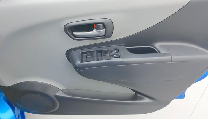 2011 Maruti A Star ZXI, Petrol, Manual, 90,245 km, Driver Side Door Panels Control