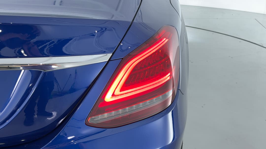 2020 Mercedes-benz C200 C200, Automatic, 60964 km, Badge (Boot Right Side)