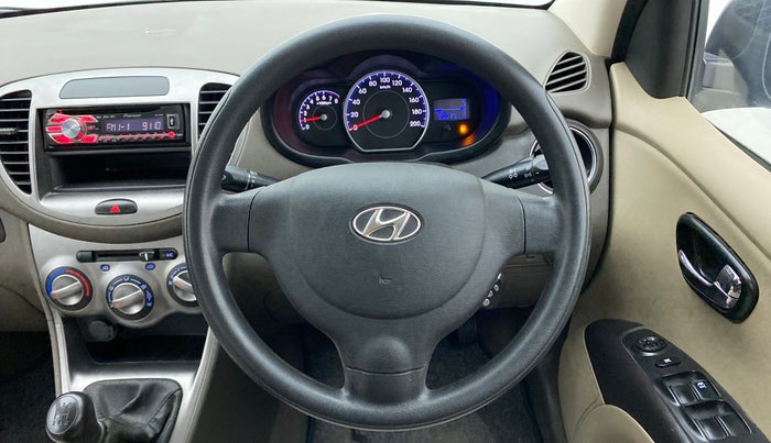 2013 Hyundai i10 MAGNA 1.2 KAPPA2, Petrol, Manual, 35,866 km, Steering Wheel Close Up