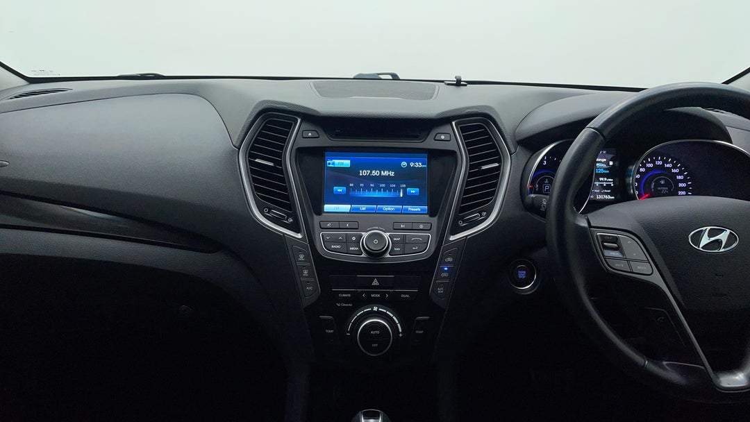 2015 Hyundai Santa Fe Elite Crdi (4x4), Automatic, 131763 km, Center Console