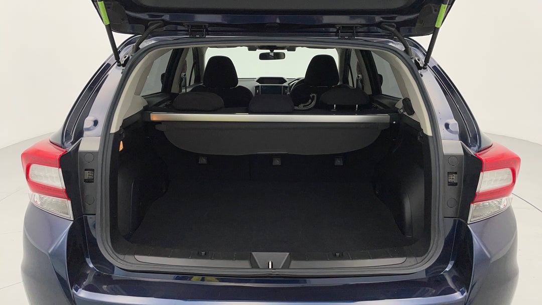 2017 Subaru Impreza 2.0i Premium (awd), Automatic, 66373 km, Boot Inside View