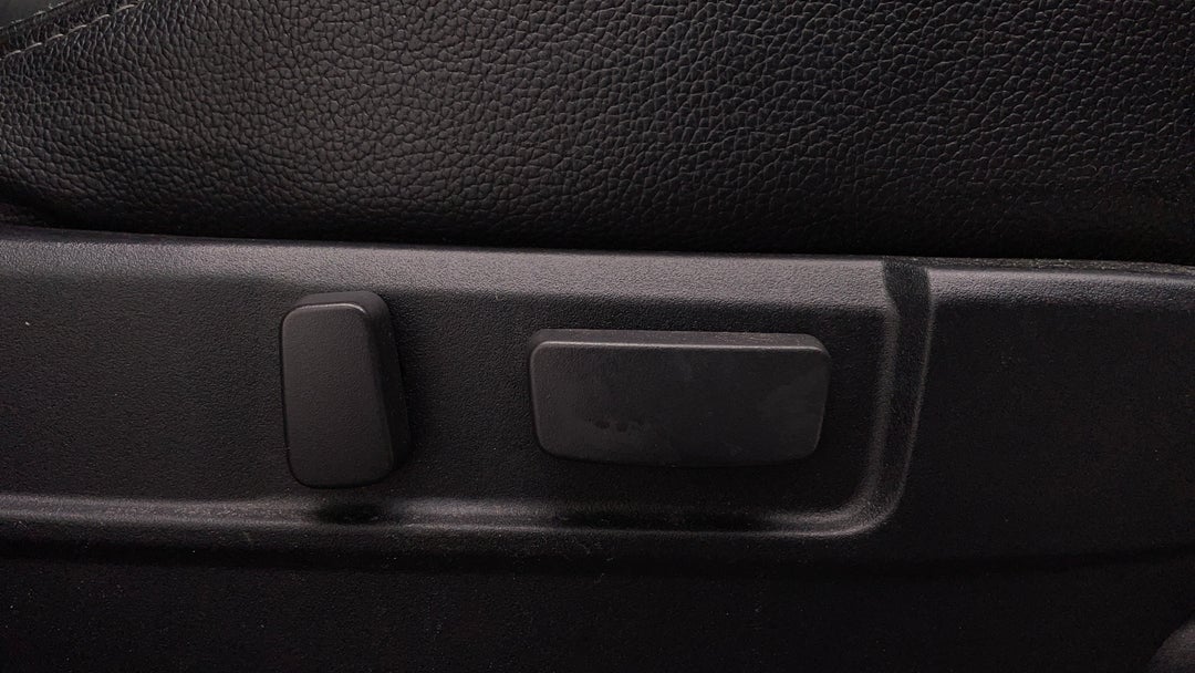 2016 Mitsubishi ASX Xls (2wd), Automatic, 97612 km, Drivers Side Adjustment Panel