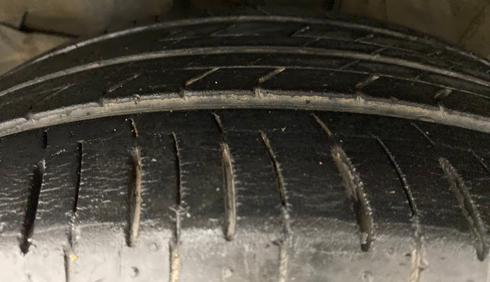 2017 Honda City VX MT PETROL, Petrol, Manual, 26,248 km, Left Front Tyre Tread