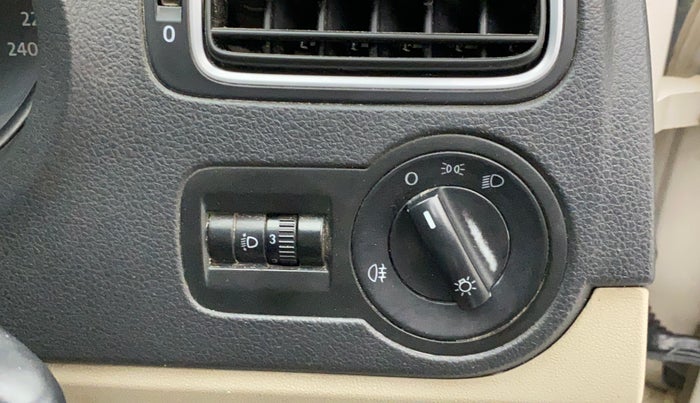 2011 Volkswagen Polo TRENDLINE 1.2L PETROL, Petrol, Manual, 1,14,373 km, Dashboard - Headlight height adjustment not working