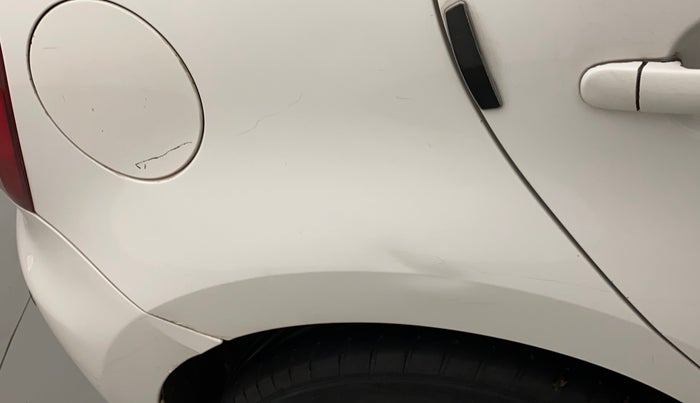2011 Volkswagen Polo TRENDLINE 1.2L PETROL, Petrol, Manual, 1,14,373 km, Right quarter panel - Minor scratches