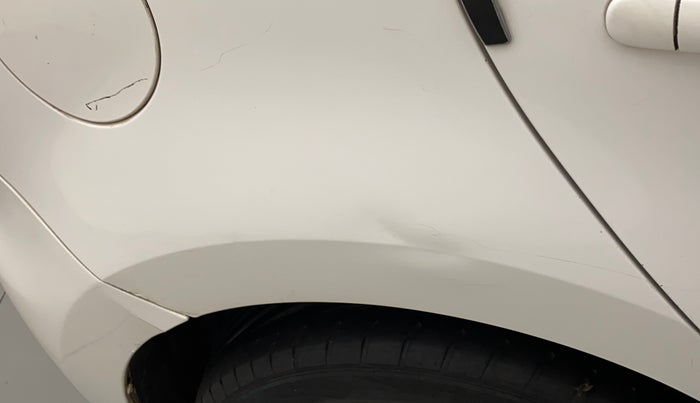 2011 Volkswagen Polo TRENDLINE 1.2L PETROL, Petrol, Manual, 1,14,373 km, Right quarter panel - Slightly dented