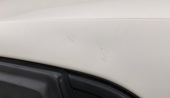 2011 Volkswagen Polo TRENDLINE 1.2L PETROL, Petrol, Manual, 1,14,373 km, Left C pillar - Minor scratches