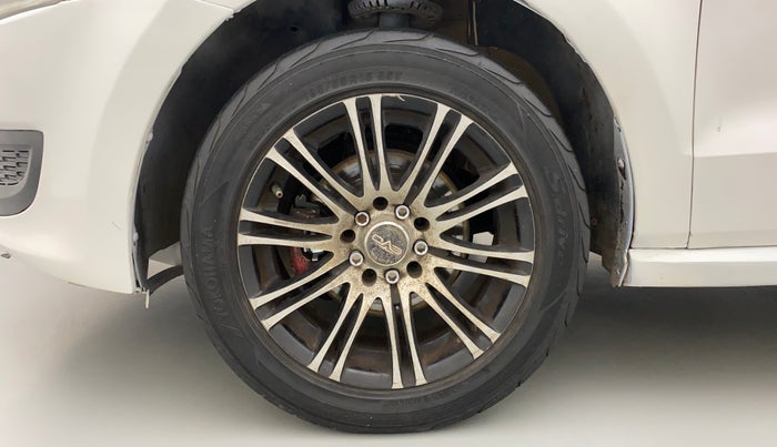 2011 Volkswagen Polo TRENDLINE 1.2L PETROL, Petrol, Manual, 1,14,373 km, Left Front Wheel