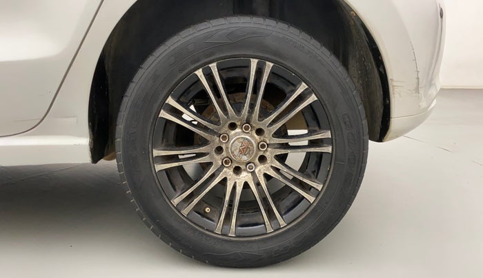2011 Volkswagen Polo TRENDLINE 1.2L PETROL, Petrol, Manual, 1,14,373 km, Left Rear Wheel