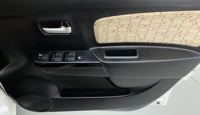 2018 Maruti Wagon R 1.0 VXI, Petrol, Manual, 7,655 km, Driver Side Door Panels Control