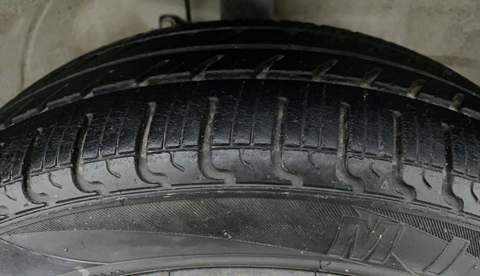 2018 Maruti Wagon R 1.0 VXI, Petrol, Manual, 7,655 km, Right Front Tyre Tread