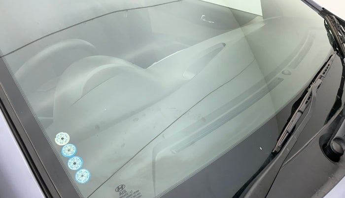 2011 Hyundai i20 SPORTZ (O) 1.2, Petrol, Manual, 58,044 km, Front windshield - Minor spot on windshield