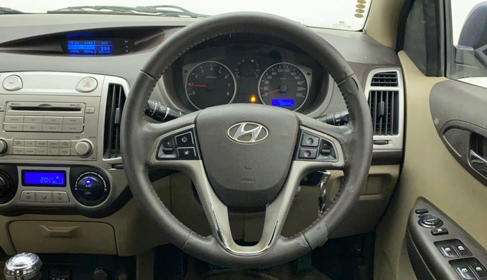 2011 Hyundai i20 SPORTZ (O) 1.2, Petrol, Manual, 58,044 km, Steering Wheel Close Up