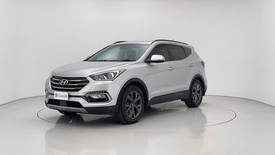 2018 Hyundai Santa Fe Active X, Automatic, 88304 km, Left Front Diagonal (45- Degree) View