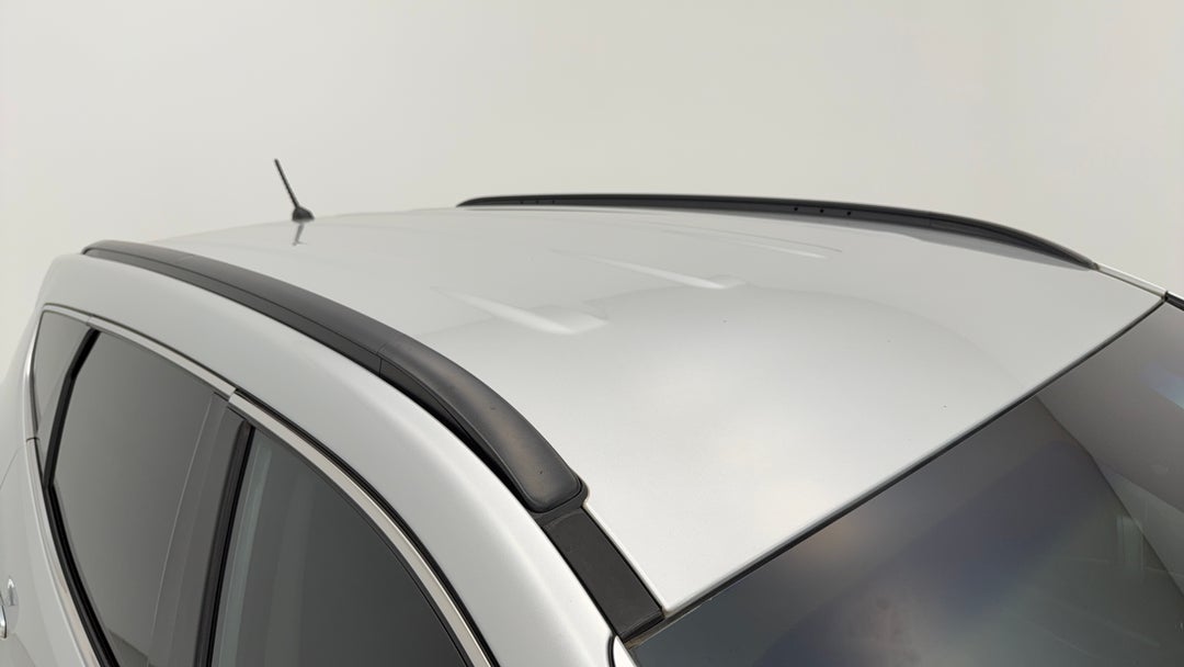 2018 Hyundai Santa Fe Active X, Automatic, 88304 km, Roof/Sunroof View