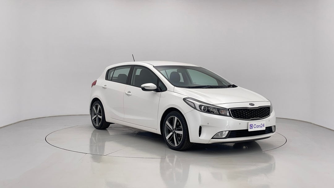 2018 Kia Cerato Sport, Automatic, 161657 km, Right Front Diagonal (45- Degree) View