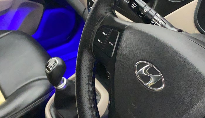 2019 Hyundai Grand i10 ASTA 1.2 KAPPA VTVT, Petrol, Manual, 46,852 km, Steering wheel - Sound system control not functional