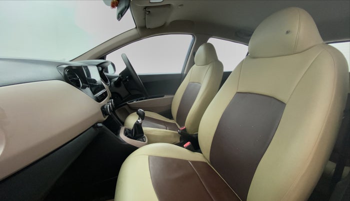 2016 Hyundai Grand i10 SPORTS 1.2 VTVT, Petrol, Manual, 73,156 km, Right Side Front Door Cabin View