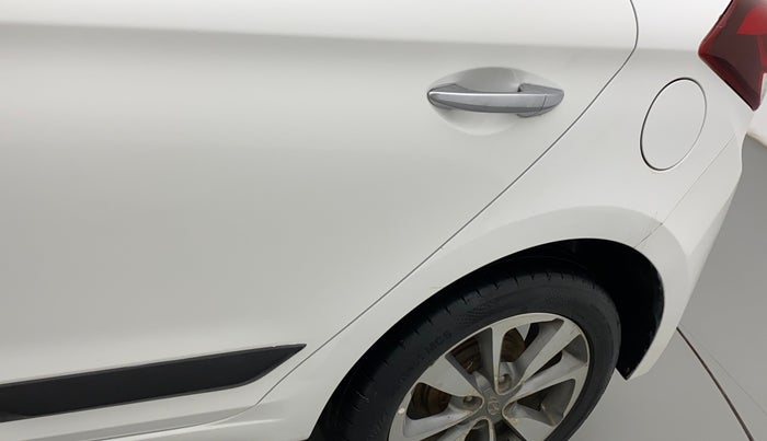 2015 Hyundai Elite i20 ASTA 1.4 CRDI, Diesel, Manual, 1,02,886 km, Left quarter panel - Slightly dented