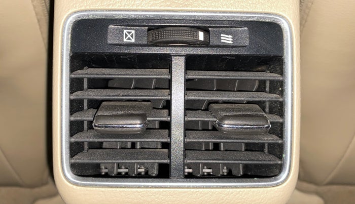 2015 Maruti Ciaz ZXI, Petrol, Manual, 93,757 km, Rear AC Vents