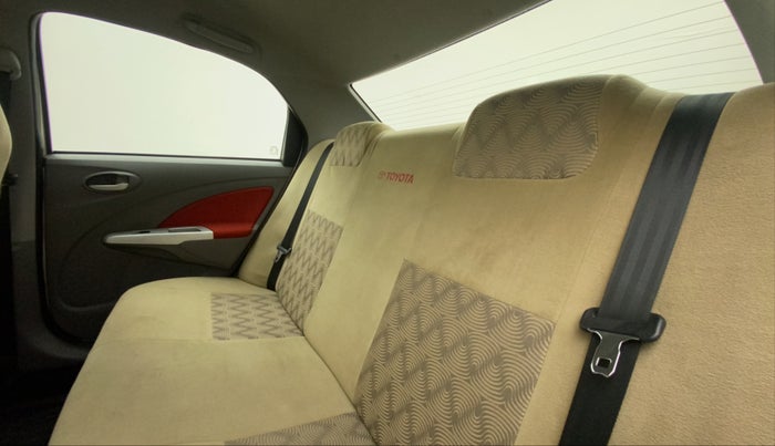 2011 Toyota Etios VX, Petrol, Manual, 55,731 km, Right Side Rear Door Cabin