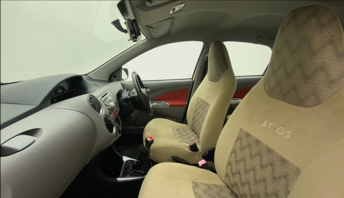 2011 Toyota Etios VX, Petrol, Manual, 55,731 km, Right Side Front Door Cabin