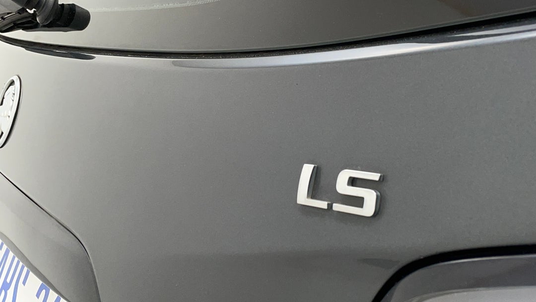 Badge (Boot Right Side)