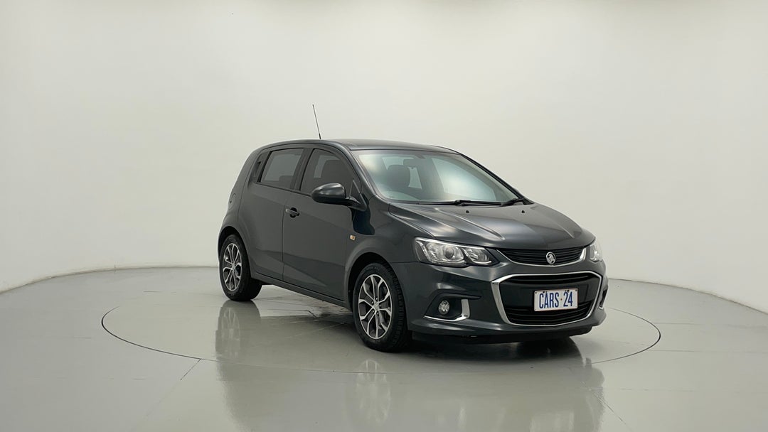 Right Front Diagonal (45- Degree) View