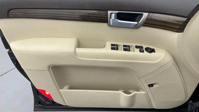 Kia Mohave-Driver Side Door Panels Controls