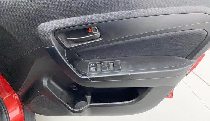 2018 Maruti Vitara Brezza VDI, Diesel, Manual, 21,078 km, Driver Side Door Panels Controls
