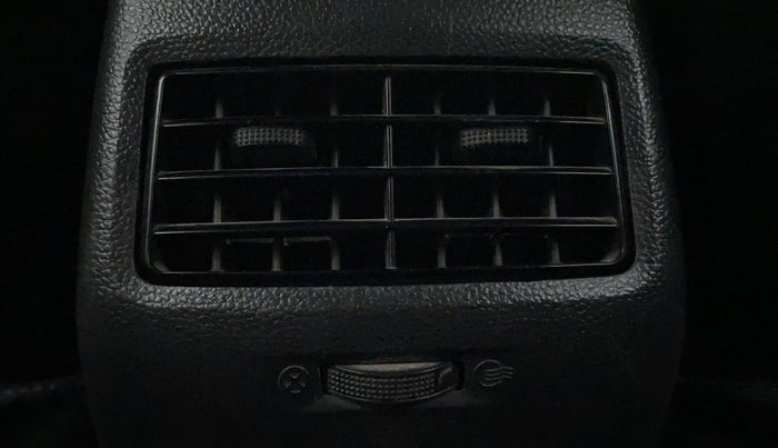 2018 Hyundai Elite i20 MAGNA EXECUTIVE CVT, Petrol, Automatic, 65,118 km, Rear AC Vents
