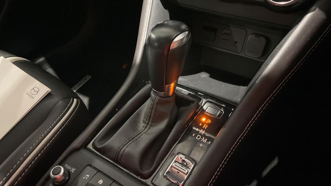 2019 Mazda CX-3 Akari Le (FWD), Automatic, 49884 km, Gear Lever 