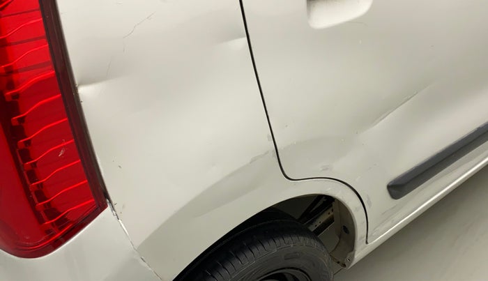 2017 Maruti Wagon R 1.0 VXI, Petrol, Manual, 75,779 km, Right quarter panel - Minor scratches