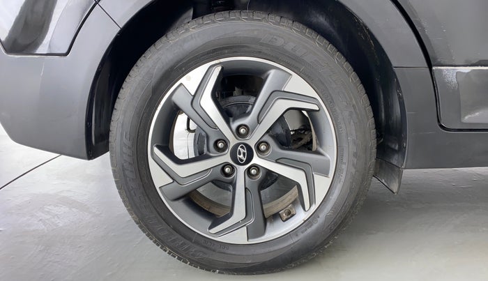 2018 Hyundai Creta 1.6 SX AT CRDI, Diesel, Automatic, 39,692 km, Right Rear Wheel