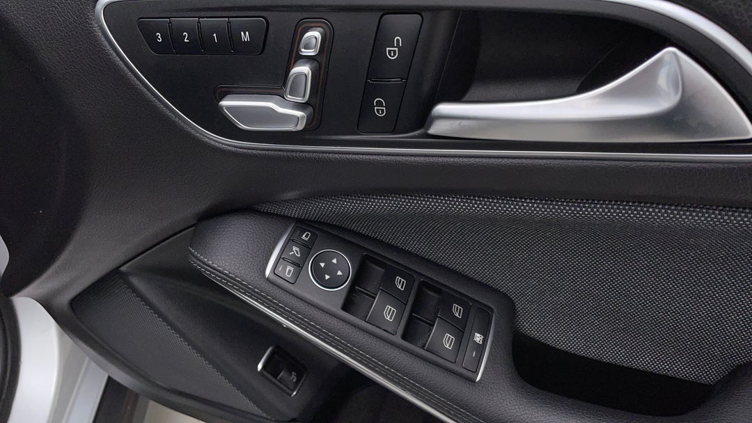 Drivers Side Door Panel Controls