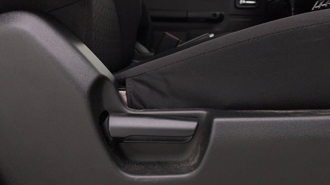 2021 Suzuki Jimny Glx (qld), Automatic, 32480 km, Drivers Side Adjustment Panel