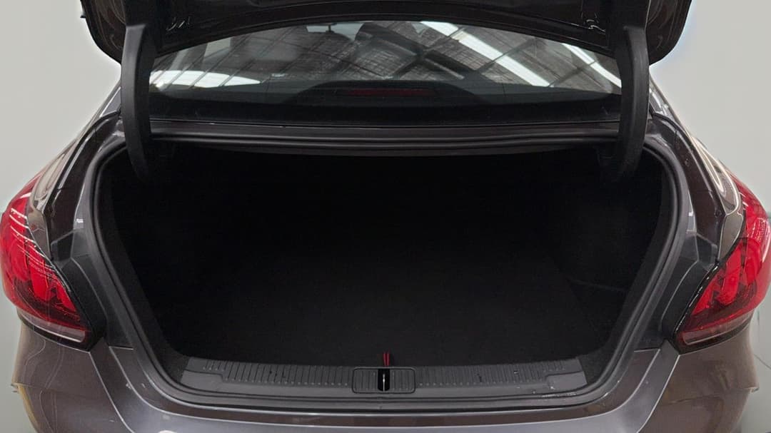2023 MG Mg5 Essence, Automatic, 45889 km, Boot Inside View