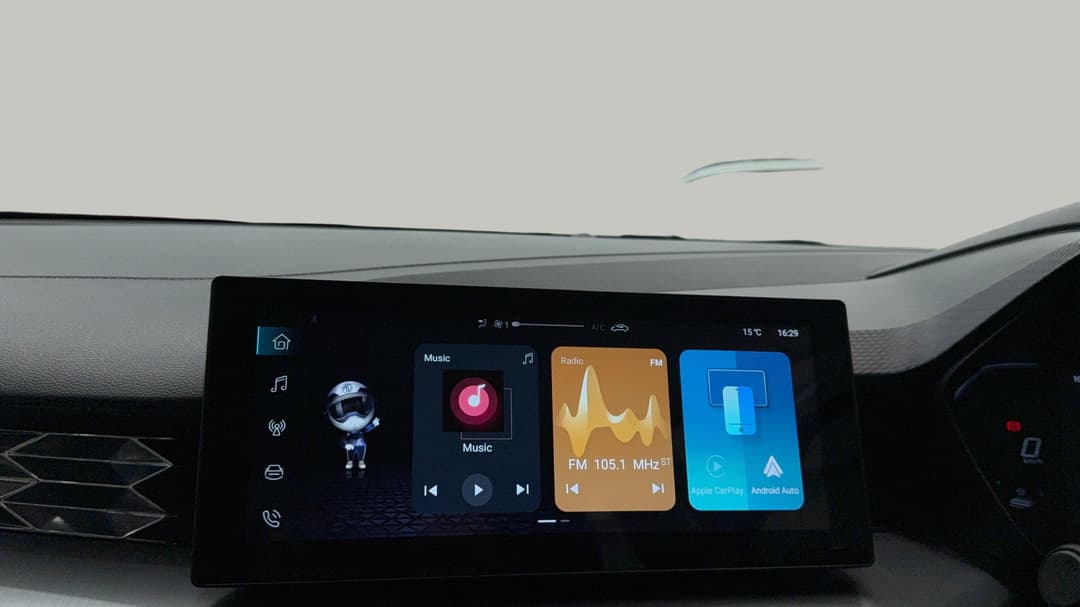 2023 MG Mg5 Essence, Automatic, 45889 km, Infotainment System