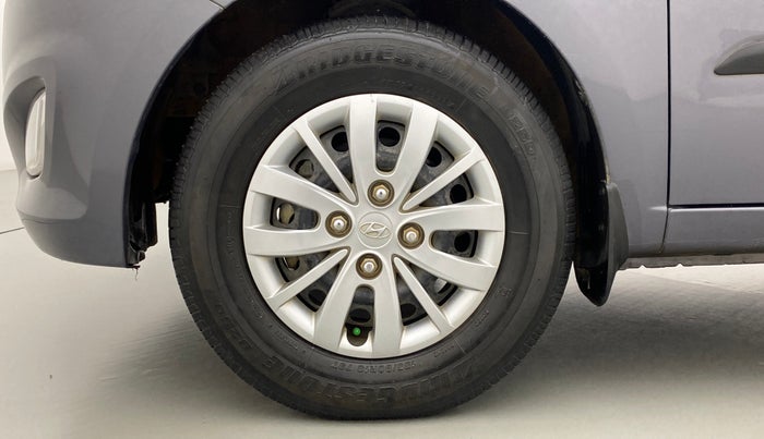 2016 Hyundai i10 SPORTZ 1.1 IRDE2, Petrol, Manual, 25,752 km, Left Front Wheel