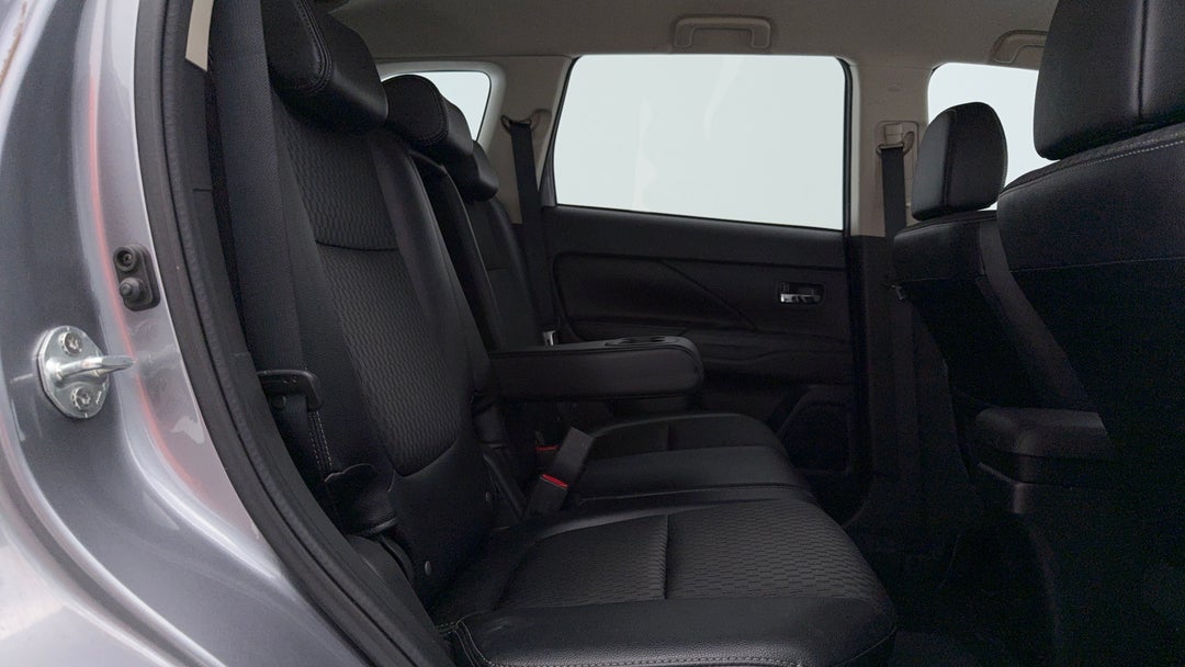 2014 Mitsubishi Outlander Phev, Automatic, 127543 km, Right Side Rear Door Cabin View