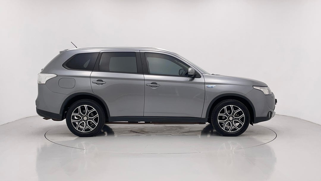 2014 Mitsubishi Outlander Phev, Automatic, 127543 km, Right Side View