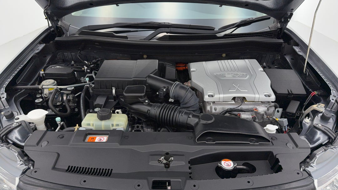 2014 Mitsubishi Outlander Phev, Automatic, 127543 km, Open Bonnet (Engine)