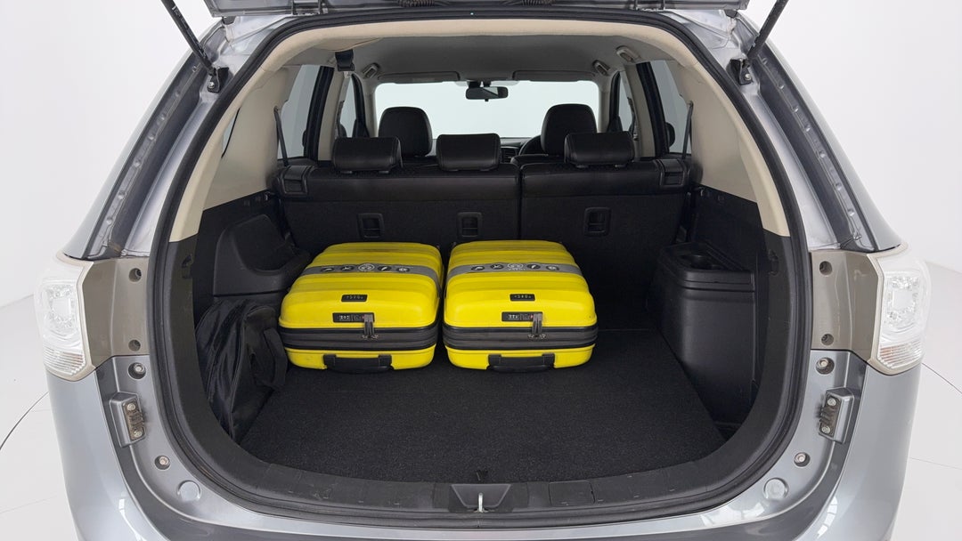 2014 Mitsubishi Outlander Phev, Automatic, 127543 km, Boot Inside View with Luggage