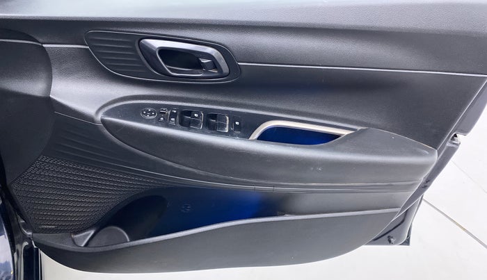 2021 Hyundai NEW I20 ASTA 1.2 MT, Petrol, Manual, 18,526 km, Driver Side Door Panels Control